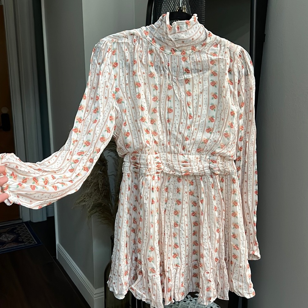 Cream/floral print mini dress with tie neck